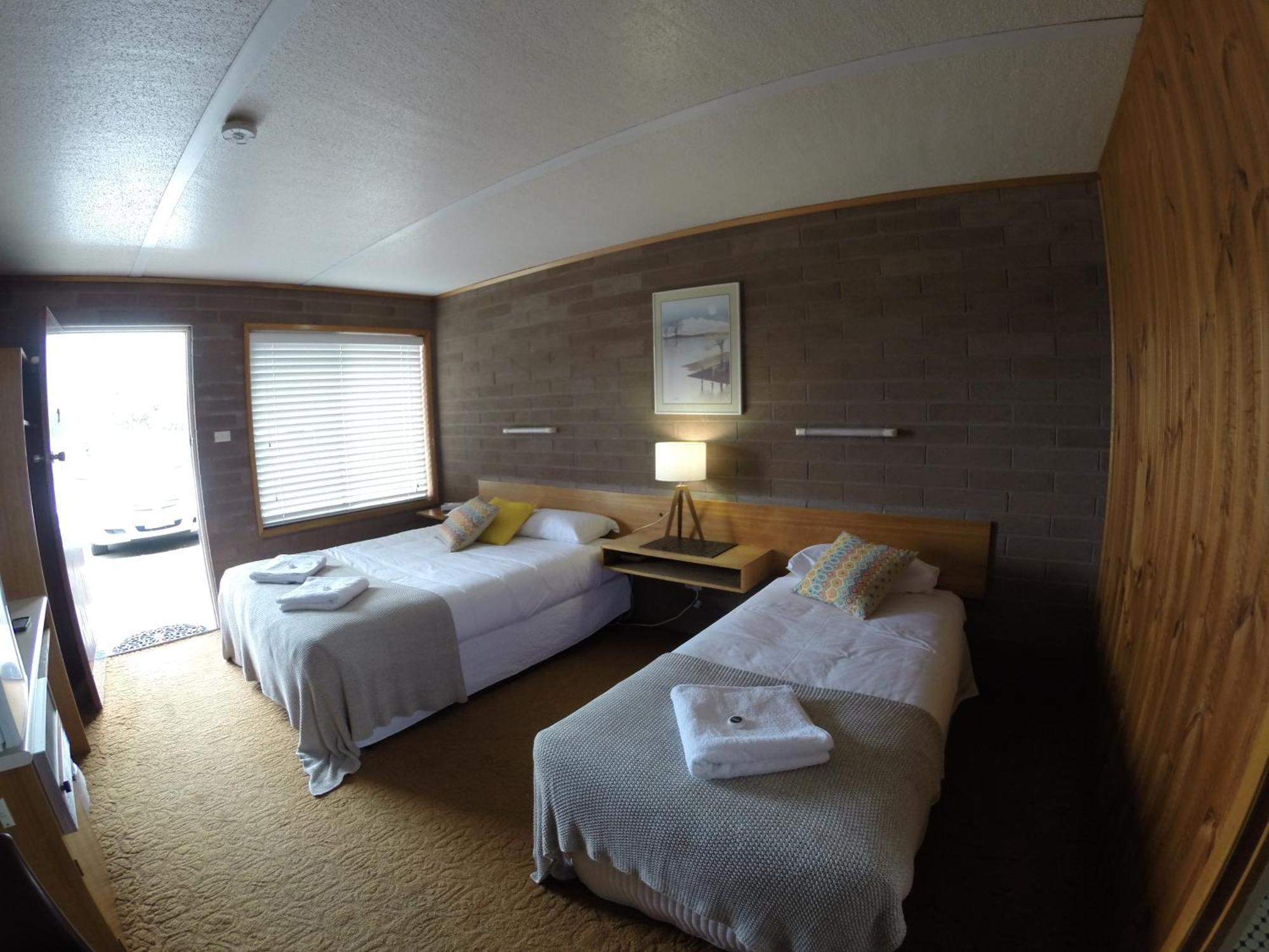 Simpson Hotel Motel Zewnętrze zdjęcie